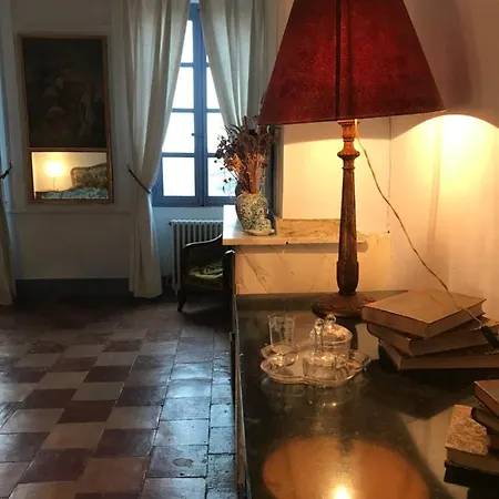 فندق Au Chateau De Mauvaisin *